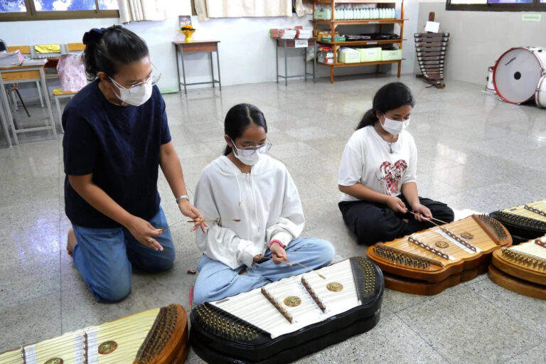 extra-curricular-activities-thunyawit-5