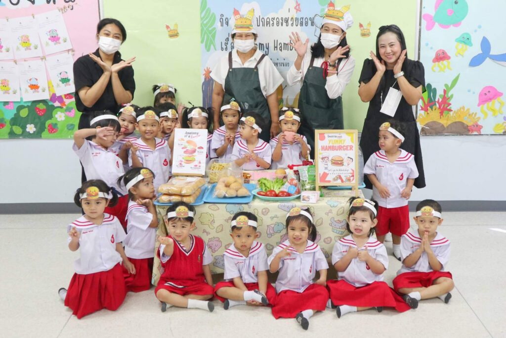 thunyawit-parent-teaching-kindergarten-2568