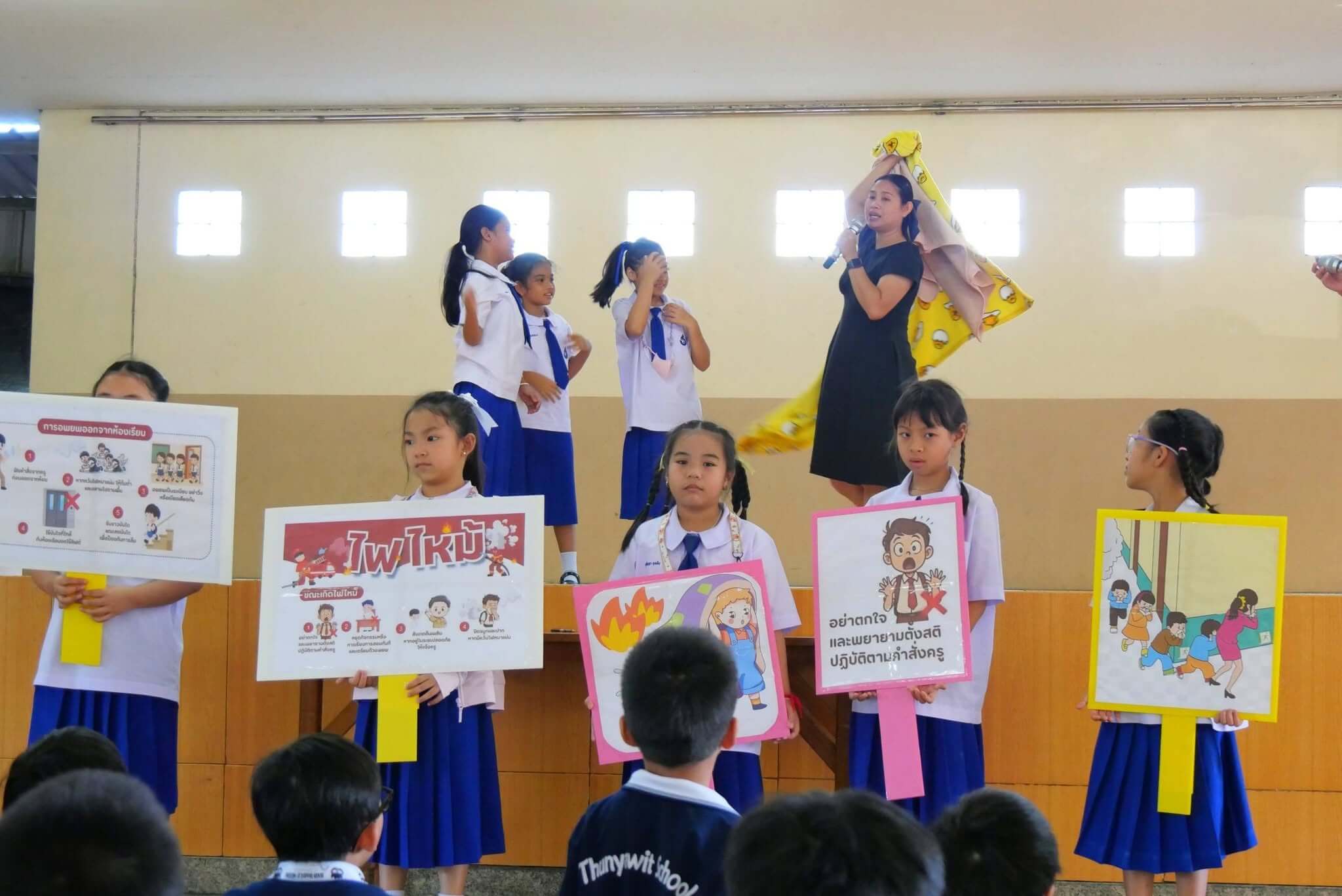 fire-drill-thunyawit-school-2569-008