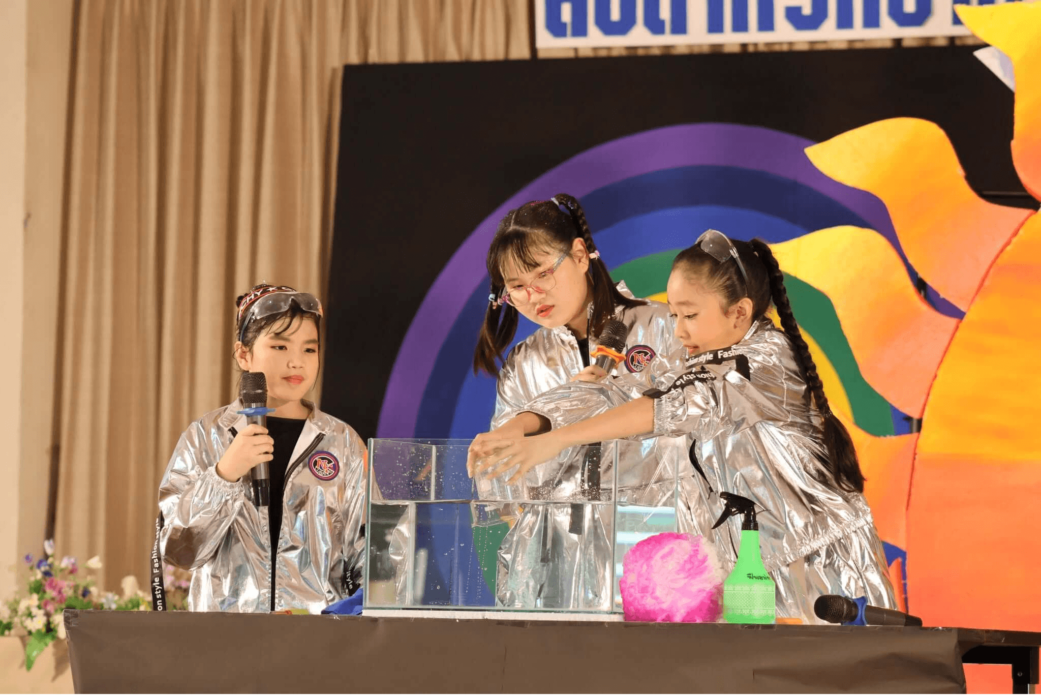 นักเรียนระดับประถมศึกษาโรงเรียนธัญวิทย์ร่วมกิจกรรมวันวิทยาศาสตร์ 2569